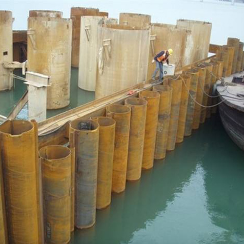 呼伦贝尔钢护筒现场安装